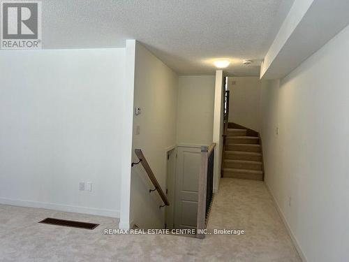 32 - 55 Selfridge Way, Whitby, ON - Indoor Photo Showing Other Room