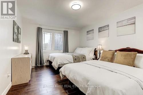 B - 3325 Vandorf Sideroad, Whitchurch-Stouffville, ON - Indoor Photo Showing Bedroom