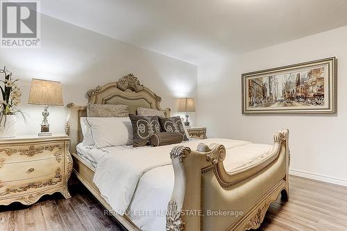 B - 3325 Vandorf Sideroad, Whitchurch-Stouffville, ON - Indoor Photo Showing Bedroom