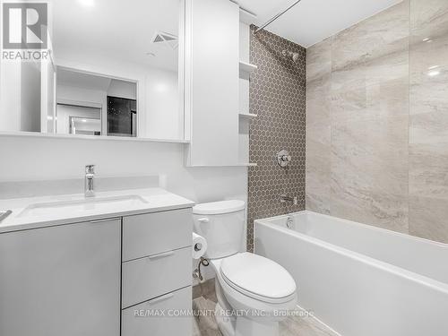 1109 - 8 Cedarland Drive, Markham, ON - Indoor Photo Showing Bathroom