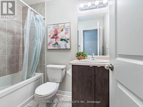 29 Finegan Circle, Brampton, ON - Indoor Photo Showing Bathroom