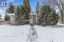 402 Wilson CRESCENT  Saskatoon, SK S7J 2L9