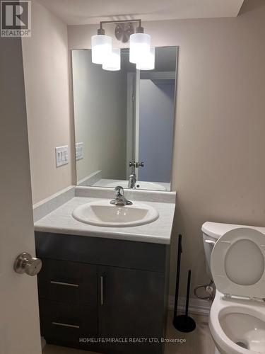 9329 White Oak Avenue, Niagara Falls, ON - Indoor Photo Showing Bathroom