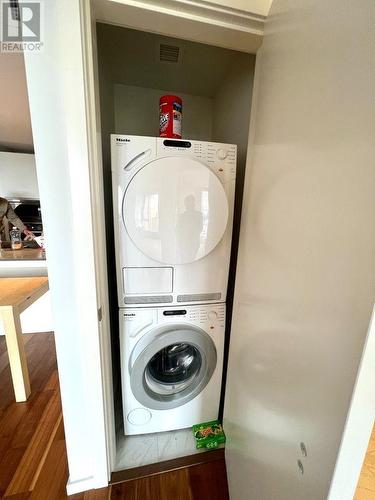 7Xx 8488 Cornish St Street, Vancouver, BC - Indoor Photo Showing Laundry Room