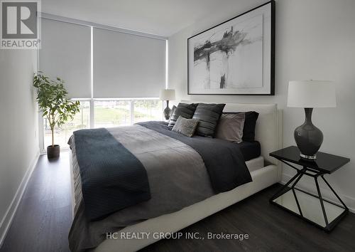 220 - 30 Inn On The Park Drive, Toronto, ON - Indoor Photo Showing Bedroom