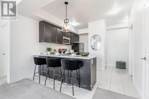 301 - 277 Gatwick Drive, Oakville, ON - Indoor Photo Showing Kitchen