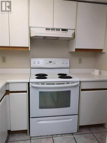 37 - 2155 South Mill Way, Mississauga, ON - Indoor Photo Showing Kitchen