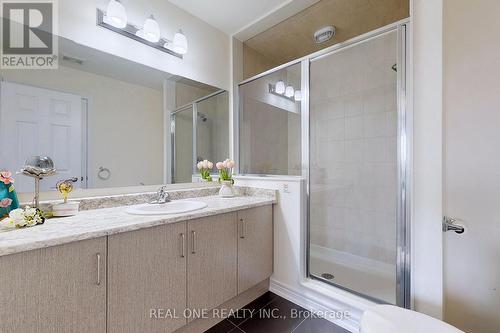 1912 Donald Cousens Parkway, Markham, ON - Indoor Photo Showing Bathroom