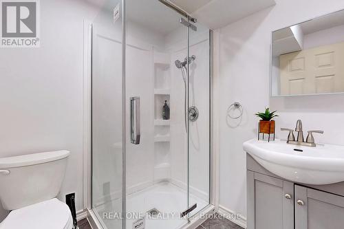 1912 Donald Cousens Parkway, Markham, ON - Indoor Photo Showing Bathroom