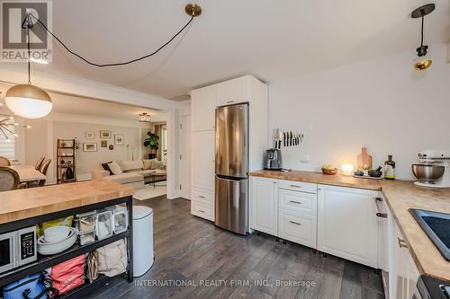 76 Thirty Fifth Street, Toronto, ON - Indoor Photo Showing Kitchen