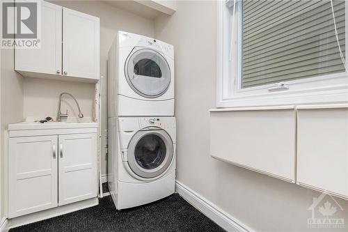 573 Apollo Way, Orleans, ON - Indoor Photo Showing Laundry Room