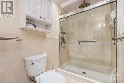 573 Apollo Way, Orleans, ON - Indoor Photo Showing Bathroom