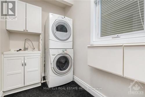 573 Apollo Way, Ottawa, ON - Indoor Photo Showing Laundry Room