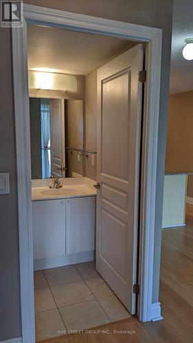 812 - 30 Clegg Road, Markham, ON - Indoor Photo Showing Bathroom