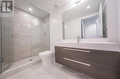 1809 - 39 Roehampton Avenue, Toronto, ON - Indoor Photo Showing Bathroom