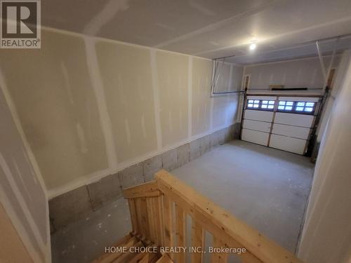 1128 Wilmington Avenue, Oshawa, ON - Indoor Photo Showing Garage