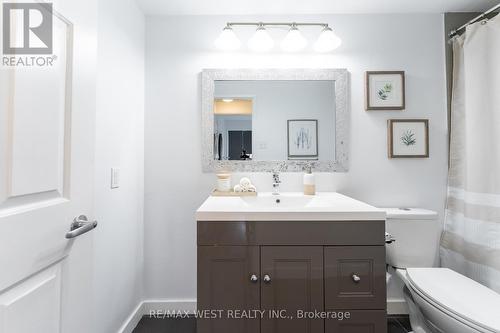 414 - 5800 Sheppard Avenue E, Toronto, ON - Indoor Photo Showing Bathroom