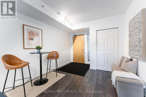 414 - 5800 Sheppard Avenue E, Toronto, ON - Indoor Photo Showing Other Room