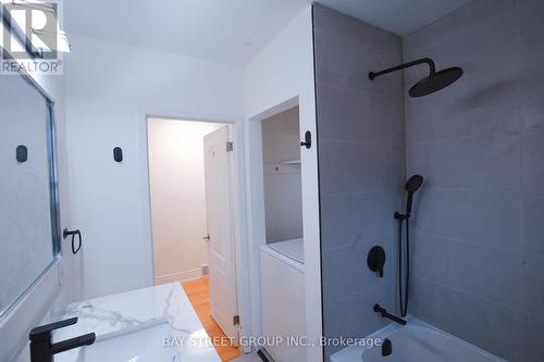 27 Manorwood Road, Toronto, ON - Indoor