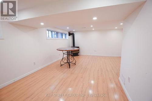 27 Manorwood Road, Toronto, ON - Indoor