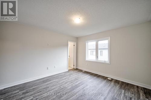 1360 Kobzar Drive, Oakville, ON - Indoor Photo Showing Other Room