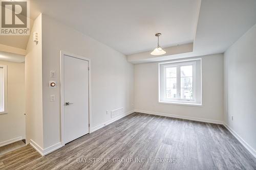 1360 Kobzar Drive, Oakville, ON - Indoor Photo Showing Other Room