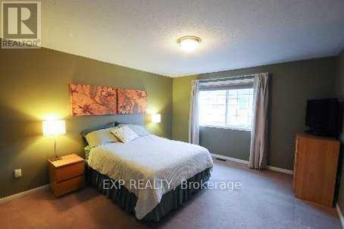 1020 Yates Drive, Milton, ON - Indoor Photo Showing Bedroom