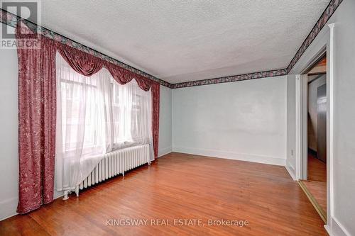 362 Duke Street W, Kitchener, ON - Indoor Photo Showing Other Room