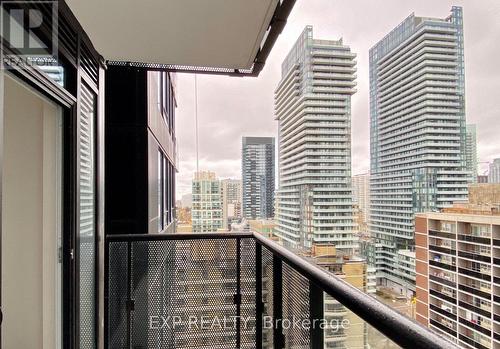 1503 - 127 Broadway Avenue, Toronto, ON - Outdoor