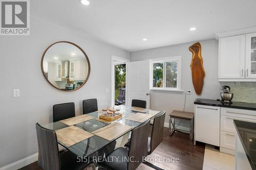 18947 Mccowan Road, East Gwillimbury, ON - Indoor Photo Showing Dining Room