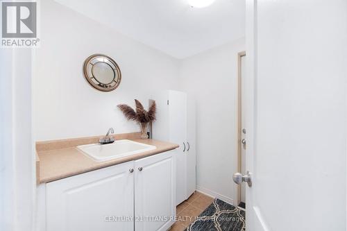 18 Meadowhawk Trail, Bradford West Gwillimbury, ON - Indoor Photo Showing Bathroom