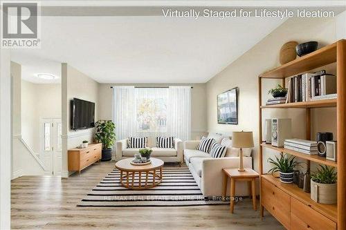 353 Grand Ridge Drive, Cambridge, ON - Indoor Photo Showing Living Room