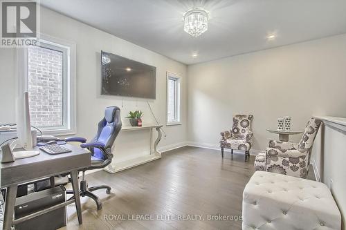 106 Silk Twist Drive, East Gwillimbury, ON - Indoor Photo Showing Office