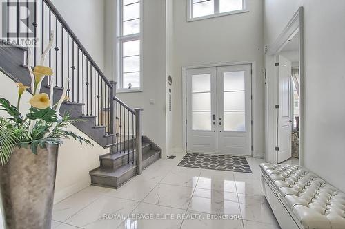 106 Silk Twist Drive, East Gwillimbury, ON - Indoor Photo Showing Other Room