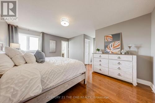 112 Catalpa Crescent, Vaughan, ON - Indoor Photo Showing Bedroom