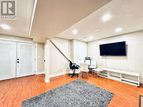 3362 Angel Pass Drive, Mississauga, ON - Indoor