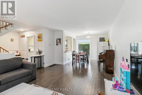 58 Broadpath Road, Toronto, ON - Indoor Photo Showing Living Room