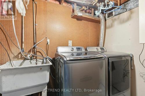 58 Broadpath Road, Toronto, ON - Indoor Photo Showing Laundry Room