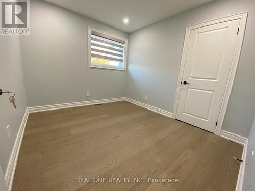 1186 Shadeland Drive, Mississauga, ON - Indoor Photo Showing Other Room