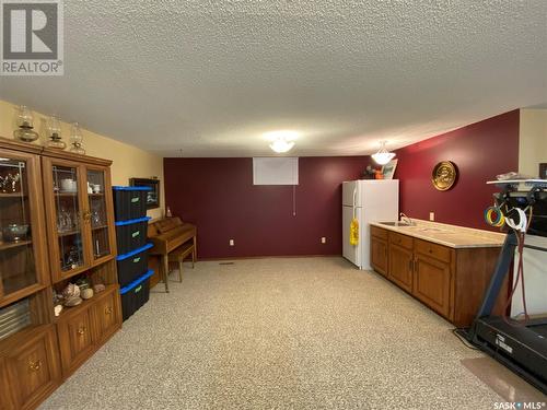 726 Main Street, Eston, SK - Indoor