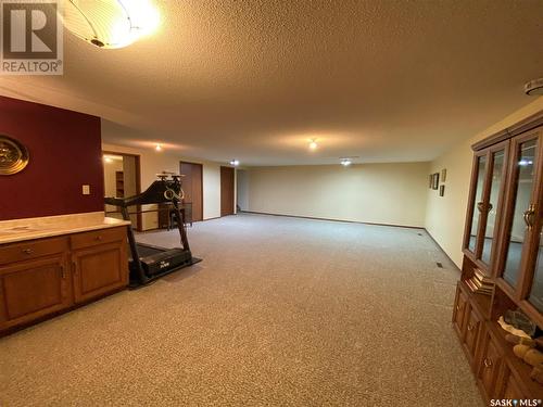 726 Main Street, Eston, SK - Indoor Photo Showing Other Room