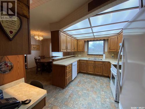 726 Main Street, Eston, SK - Indoor Photo Showing Kitchen With Double Sink