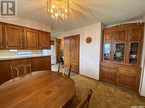 726 Main Street, Eston, SK - Indoor Photo Showing Dining Room