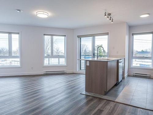 Interior - 8114 Boul. Lévesque E., Laval (Saint-François), QC - Indoor Photo Showing Kitchen