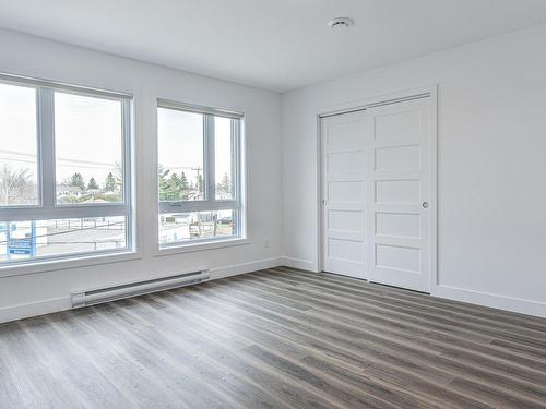 Master bedroom - 8114 Boul. Lévesque E., Laval (Saint-François), QC - Indoor Photo Showing Other Room