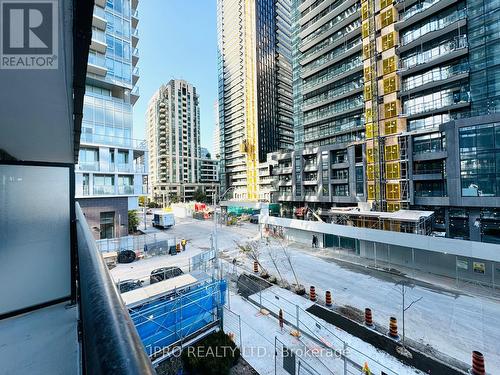 304 - 117 Broadway Avenue N, Toronto, ON - Outdoor With Facade