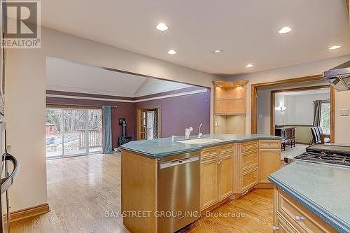 8 Bristol Sands Crescent, Uxbridge, ON - Indoor Photo Showing Kitchen