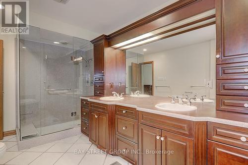 8 Bristol Sands Crescent, Uxbridge, ON - Indoor Photo Showing Bathroom