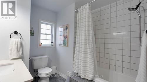 366 Edmonton Street, London, ON - Indoor Photo Showing Bathroom