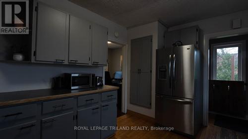 366 Edmonton Street, London, ON - Indoor Photo Showing Kitchen